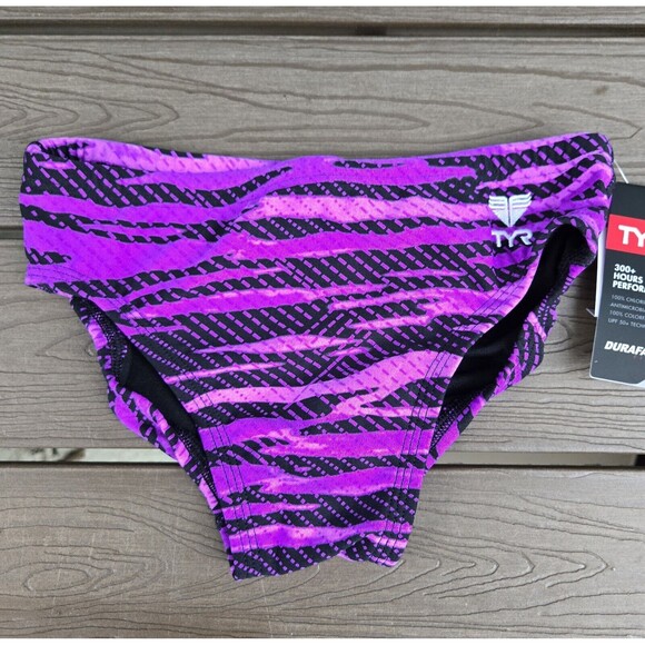 New TYR Men's Durafast Elite Crypsis Purple Allover Racer Brief SZ 30 New - Picture 1 of 3